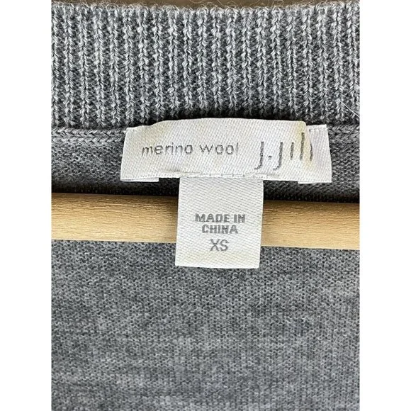 J Jill Sweater Women Size XS* Merino Wool Long Sleeve V Neck Marled Gray Lightwt - Picture 4 of 9